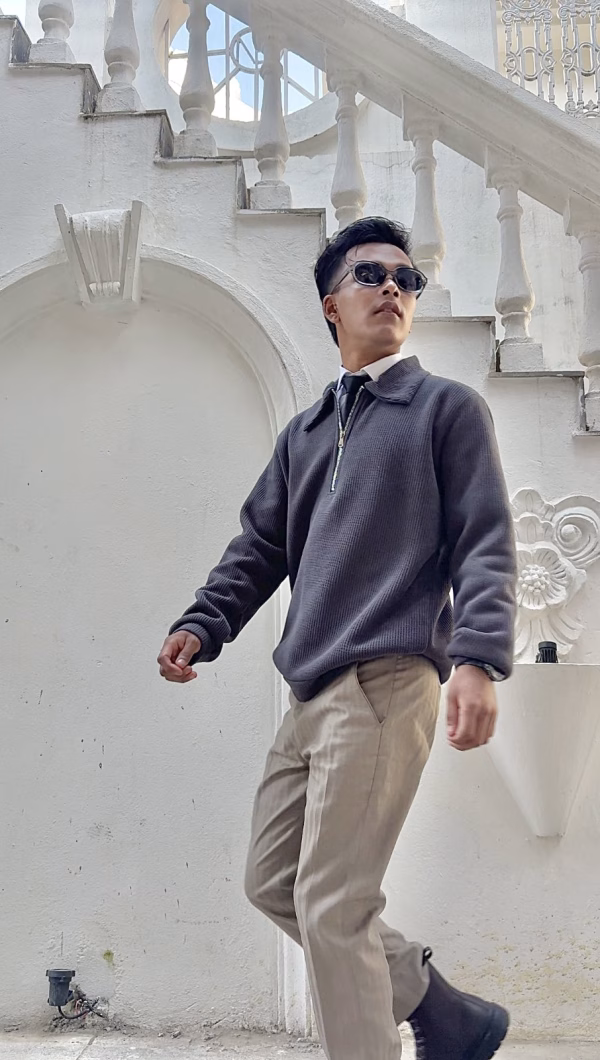 Quarter Zip Up Sweater Dark Grey – Oversized Warm Fur Inner Polo Collar