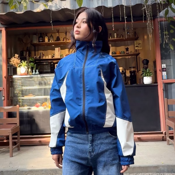 Blue Two-Toned Windbreaker – Thread Work 3-Layer Water-Resistant Jacket