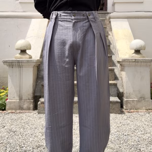 Screenshot Grey Striped Balloon Silhouette Pleated Trouser – Premium Streetwear Bottomwear