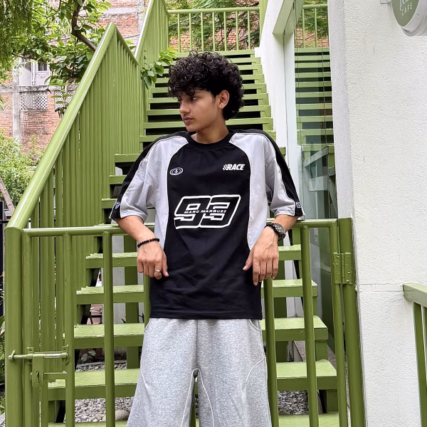 Black Racing Inspired Printed T-Shirt – Premium Streetwear for Everyday Wear